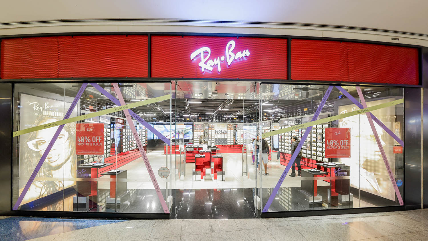 RAY BAN